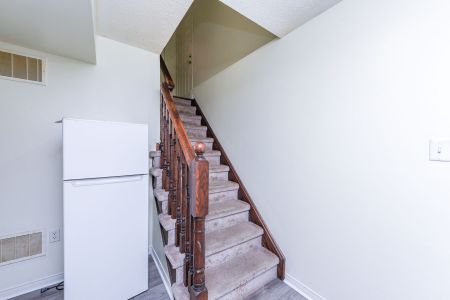 For Lease - 3 Locarno Street, Brampton, Ontario - Photo 4