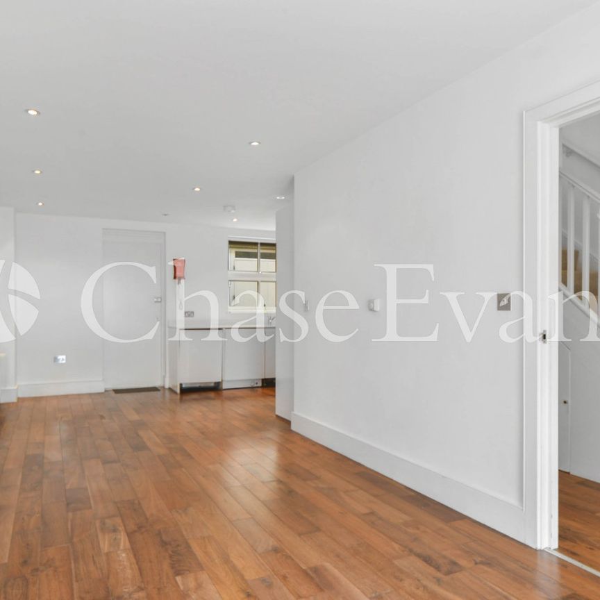 4 bedroom terraced house to rent - Photo 1