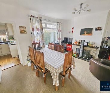 3 bedroom townhouse to rent - Photo 2
