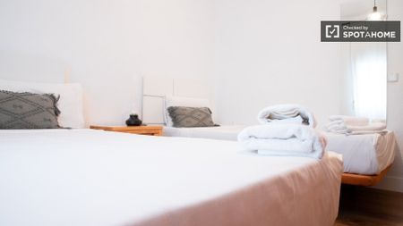 madrid, Community of Madrid 28007 - Photo 5