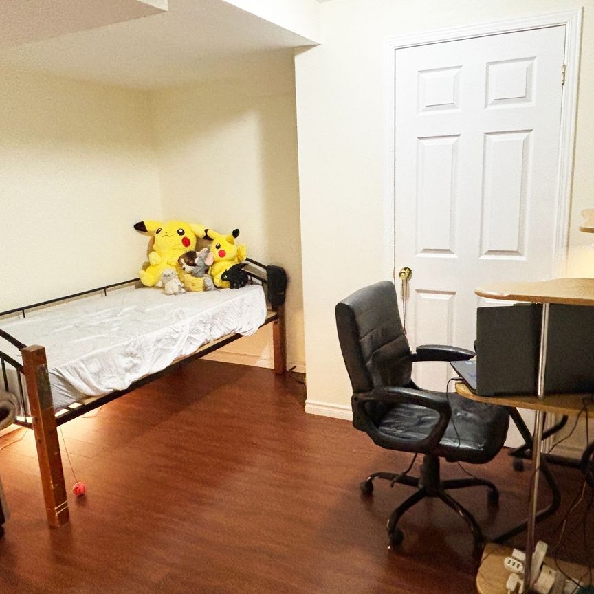 For Lease - 18 Huntington Park Drive Unit# Basement, Markham, Ontario - Photo 1