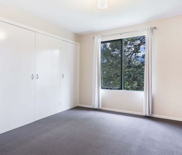 MULTI LEVEL FAMILY HOME - Photo 4