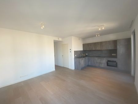 Nieuwbouw appartement met 2 slaapkamers en terras - Foto 4