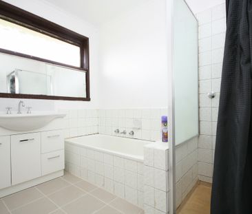 2 BR UNIT CLOSE TO SHOPS & PUBLIC TRANSPORT - Photo 4