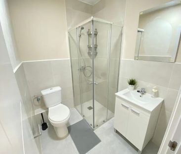 Calle de Sierra Carbonera, Madrid, Community of Madrid 28053 - Photo 5