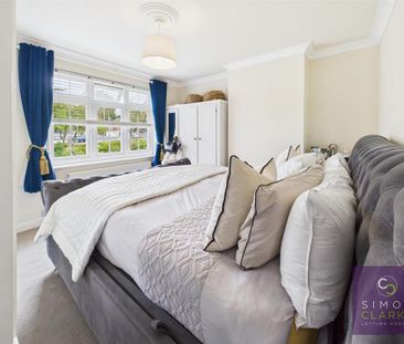 3 bedroom terraced house to rent - Photo 5