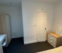 Room 2, Gloucester Street, Coventry - Photo 5