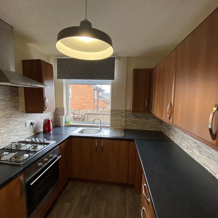 3 bedroom terraced house to rent - Photo 1