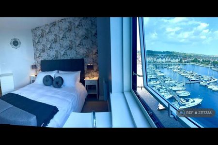 2 bedroom flat to rent - Photo 4