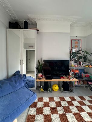 Split level 2 bed apartment w/Private Garden, Perran Road, London - Photo 1