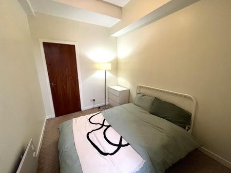 2 bedroom flat to rent - Photo 5