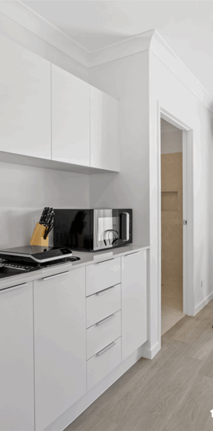 Nice Studio Home at Prime Location - Bills Included - Photo 1