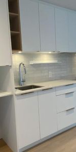 1 CH - 1 SDB - Montreal - $1,710 /mo - Photo 3