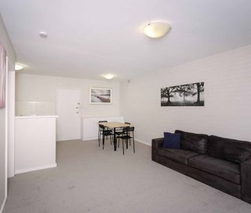 36/132 Mounts Bay Road, PERTH WA 6000 - Photo 2