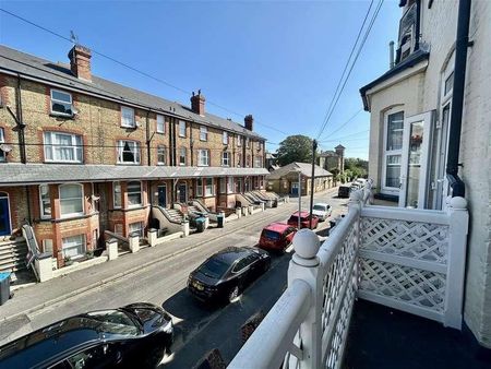 Ethelbert Square, Westgate-on-sea, CT8 - Photo 2