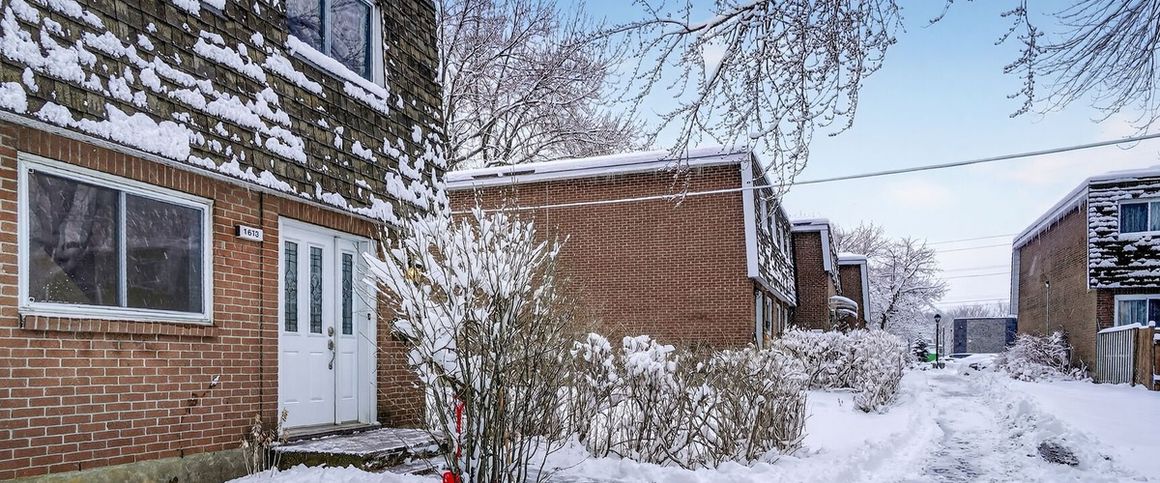 À louer / Maison à étages - Photo 1