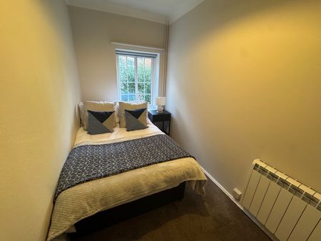 2 bedroom apartment to rent - Photo 3