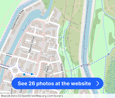 4 bedroom end of terrace house for rent - Photo 1