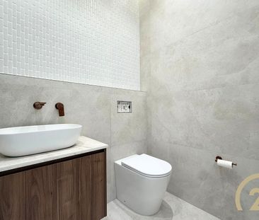 BRAND NEW 5 BEDROOM DUPLEX! - Photo 6