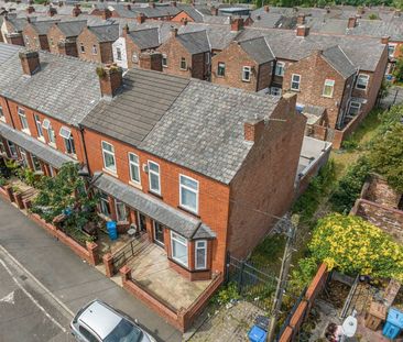 3 Bed End Terrace, Kennedy Road, M5 - Photo 3