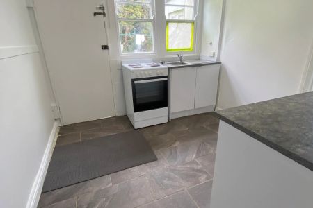 Two Bedroom Mountain Cottage! - Photo 4