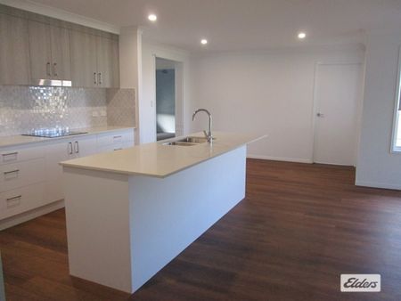 2 Lucinda Way - Photo 4