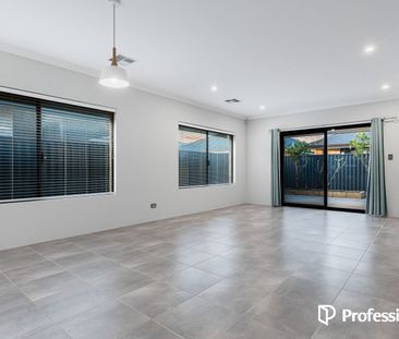 Spacious Family Living in a Sought-After Treeby - Photo 1