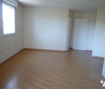 Loue Appartement à Rezé Blordière T2 - PARKING EXTERIEUR FERME - Photo 4