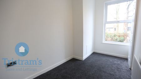 4 bed Mid Terraced House for Rent - Photo 3