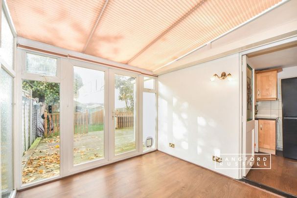 3 bedroom semi-detached house to rent - Photo 1