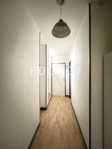 A LOUER Appartement Granville 2 pièce(s) 48.10 m2 - Photo 2