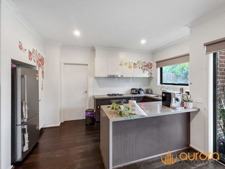 9 Kalamata Avenue, Lynbrook VIC 3975 - House For Rent | Domain - Photo 4