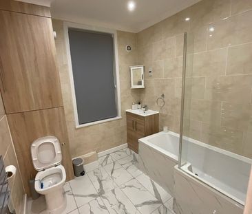 2 Bed Terraced House, Garnet Terrace, LS11 - Photo 6