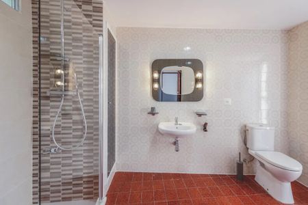 Plaça de Bisbe Benlloch, Torrent, Valencian Community 46900 - Photo 5