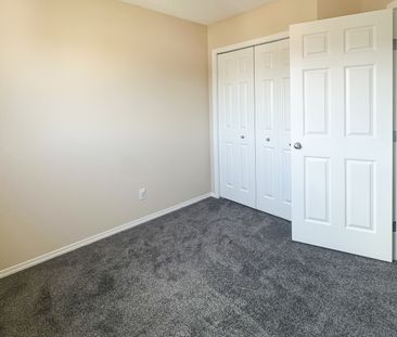 Charming 3 Bedroom Home For Rent In Copperfield. Pet Negotiable. - Photo 5