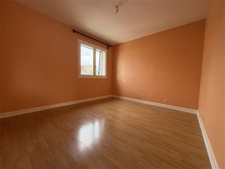 Location Appartement 3 pièces 60m² BRIVE LA GAILLARDE 19100 - Photo 3