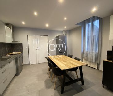 Location Appartement 2 pièces 55m² TOULON 83000 - Photo 4