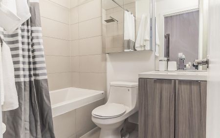 For Lease - 150 Broadview Avenue Unit# Th11, Toronto, Ontario - Photo 2