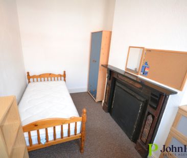 Centaur Road, Earlsdon, Coventry, CV5 6LG - Photo 1