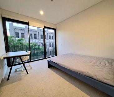 Partially Furnished Spacious One Plus Study at 'Mezzo' In Glebe - Photo 2