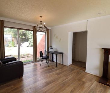 5 bedroom bungalow to rent - Photo 3