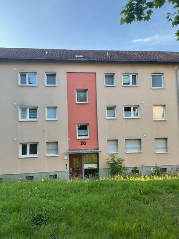 Geräumige Wohnung mit sonnigem Balkon - Foto 4