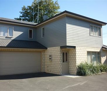 3 Bedroom Townhouse in Dinsdale - Photo 3