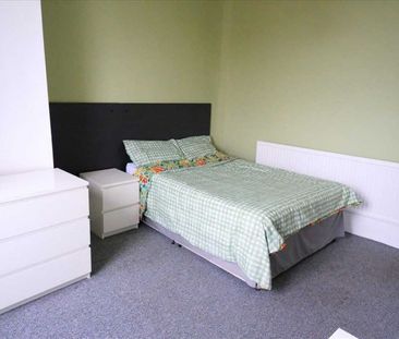 North Road East, Plymouth - Photo 2