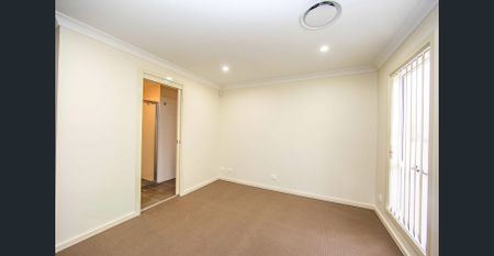 Modern and Low-Maintenance - Photo 2