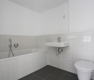 Moderne 2-Zimmer-Wohnung mit Loggia nahe Alexanderplatz - Foto 5