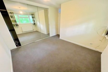 Oakwood Drive, SO16 - Photo 3