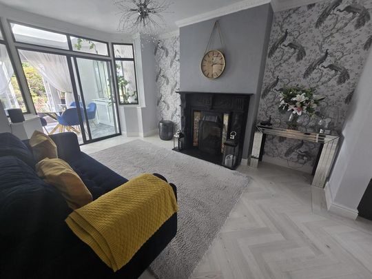 3 bedroom semi-detached house to rent - Photo 1