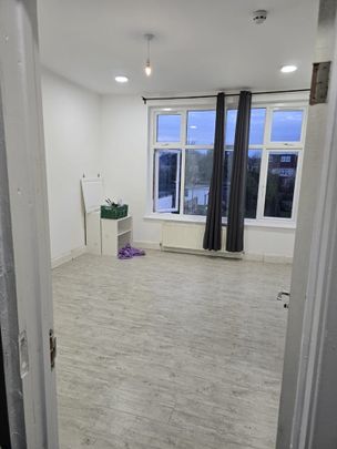 Room in a Shared House, Kenton Road, HA3 - Photo 1