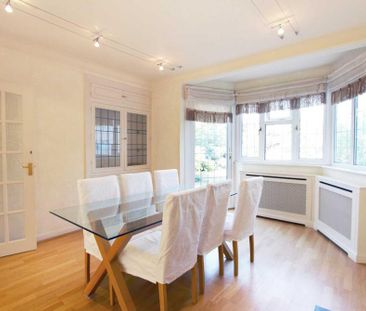 4 bedroom semi-detached house to rent - Photo 3